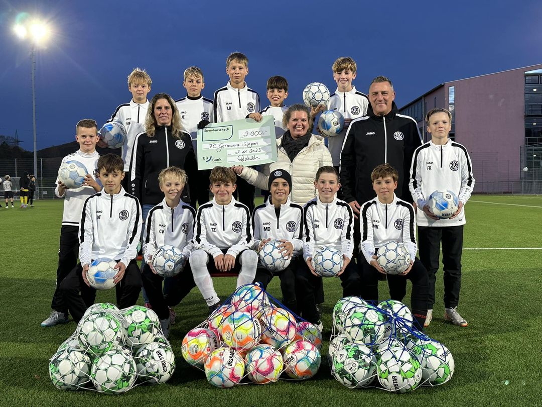 BBBank spendet 2000 Euro für die Jugendarbeit des FC Germania Singen