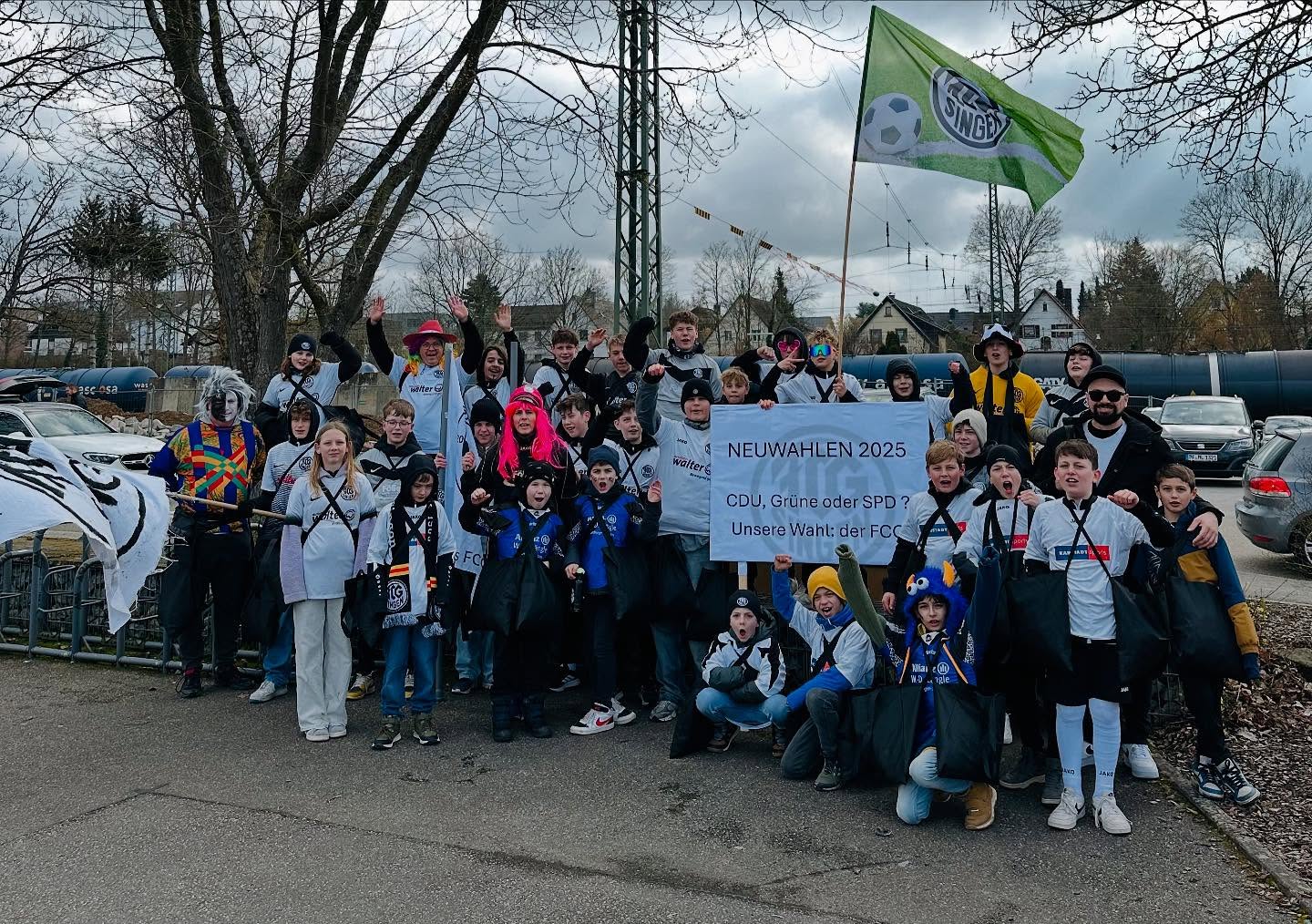 FCG – Jugend mittendrin beim Faschingsumzug durch Singener Straßen